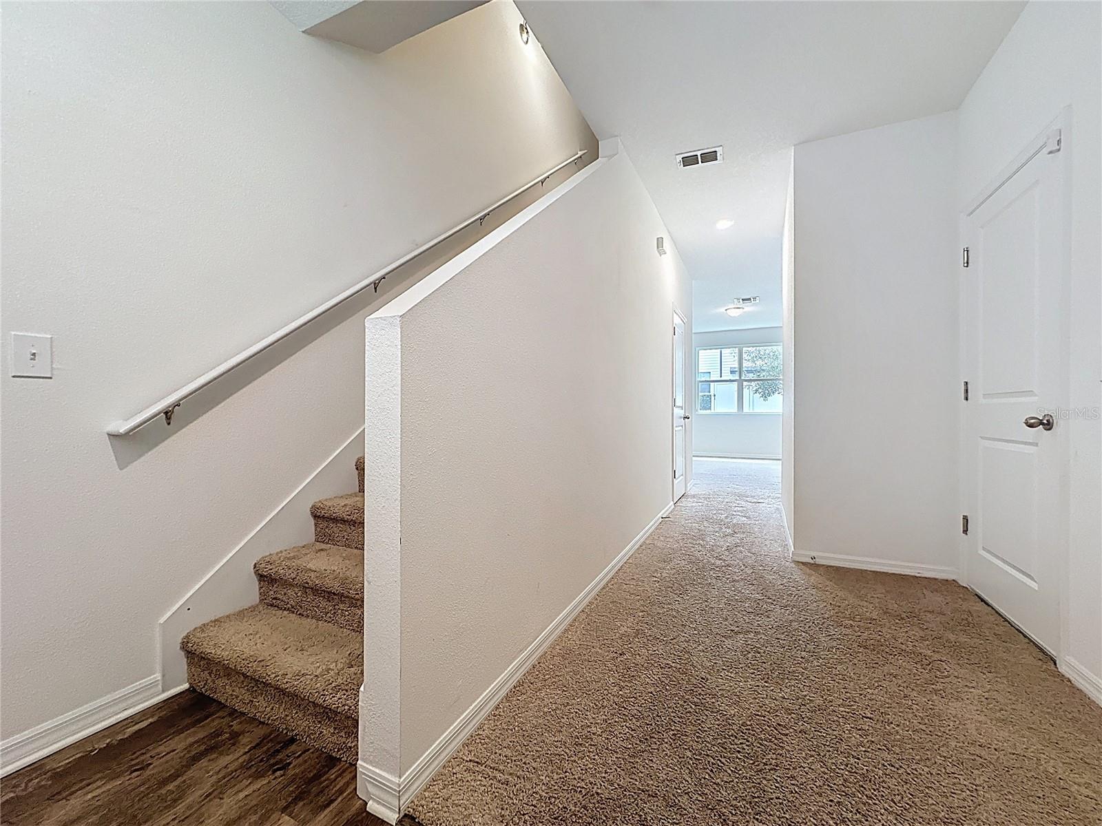RESERVE/TOWN CENTER - Residential Lease