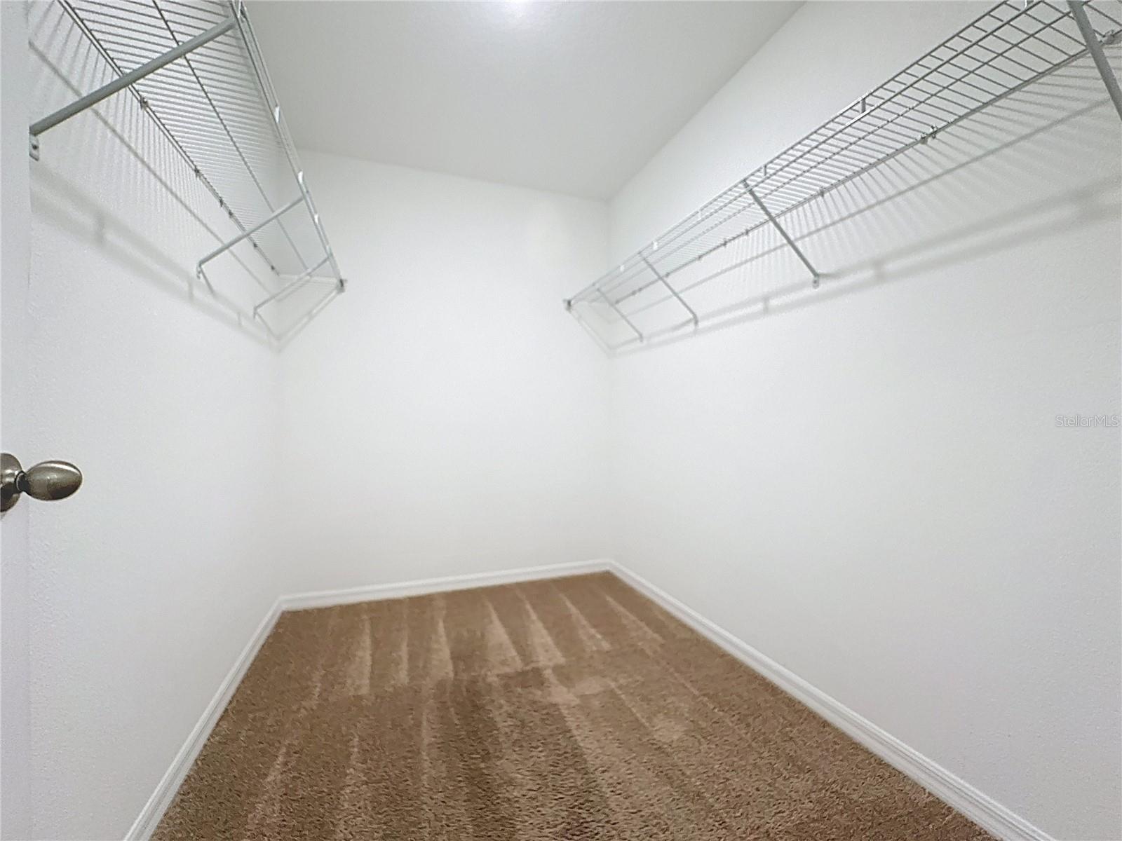 RESERVE/TOWN CENTER - Residential Lease