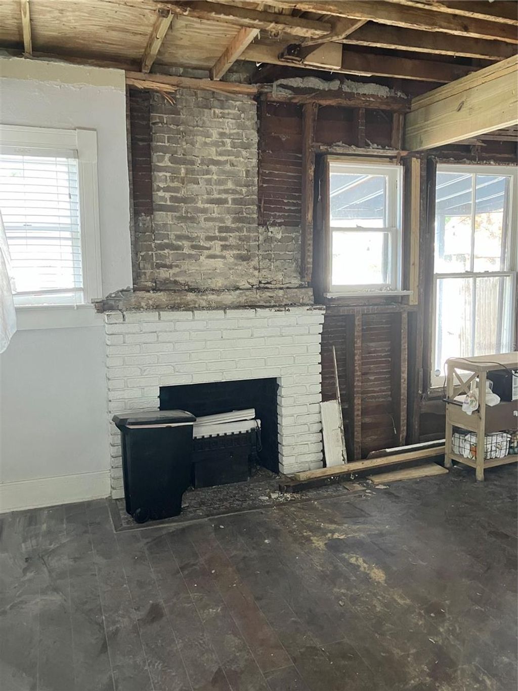 Photo of 104 W 10th Street, Sanford, FL 32771 (MLS # O6404532)