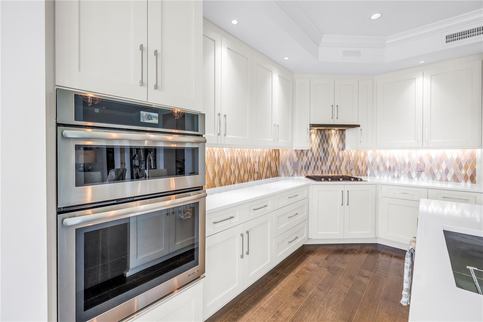 RESIDENCES AT BELLEVIEW PLACE CONDO - Residential