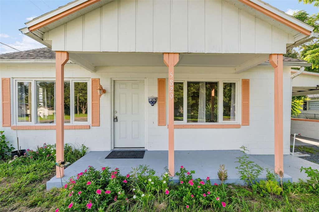 Photo of 5829 12th Street, Zephyrhills, FL 33542 (MLS # TB8537198)