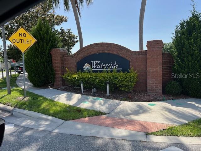 4542 WATERSIDE POINTE CIRCLE