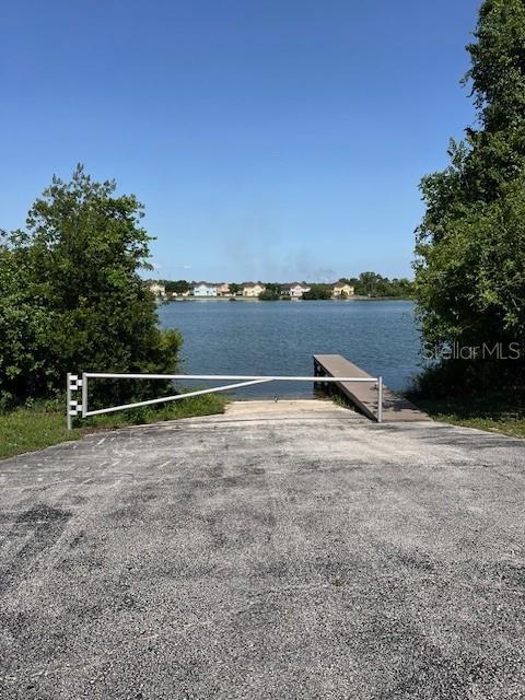 4542 WATERSIDE POINTE CIRCLE