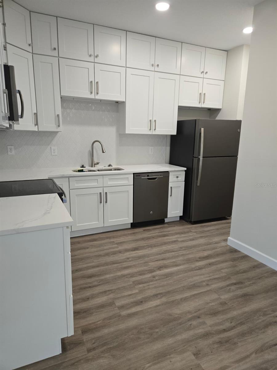 SOLTERRA PH 2C-1 - Residential Lease