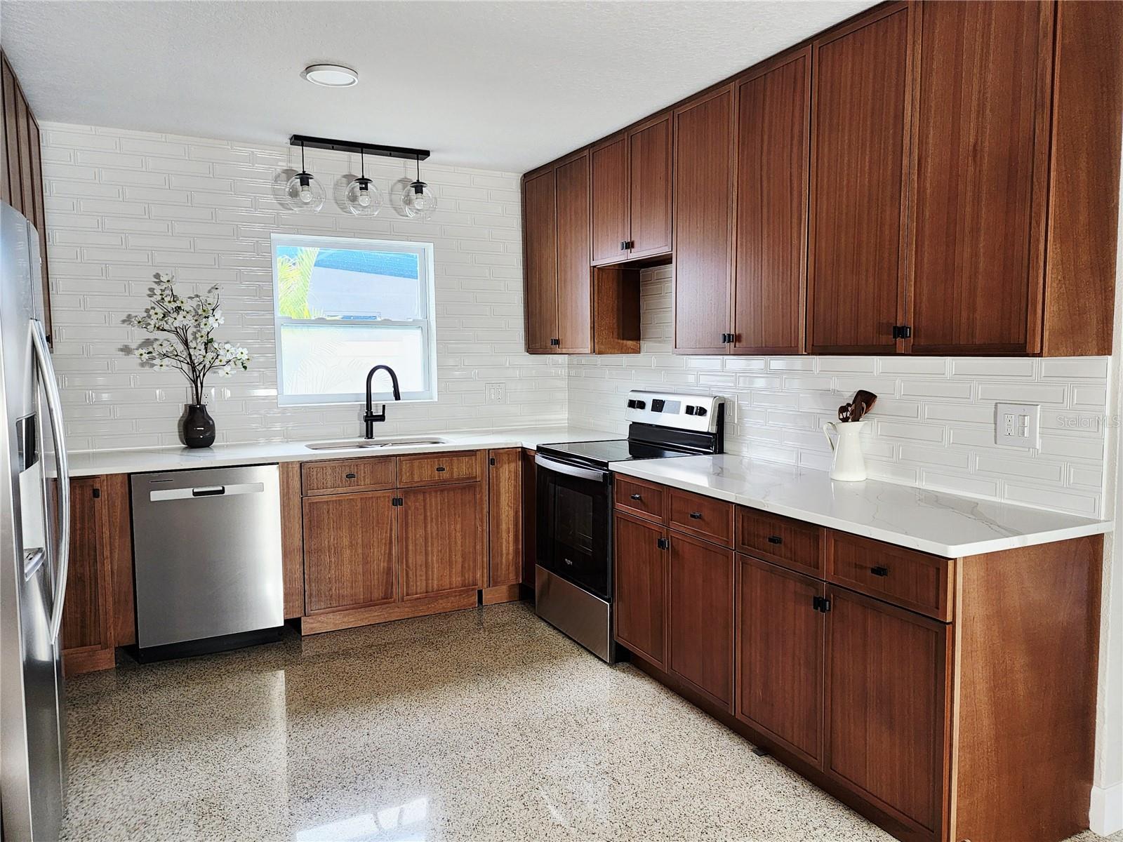 CASTLE HEIGHTS - Residential