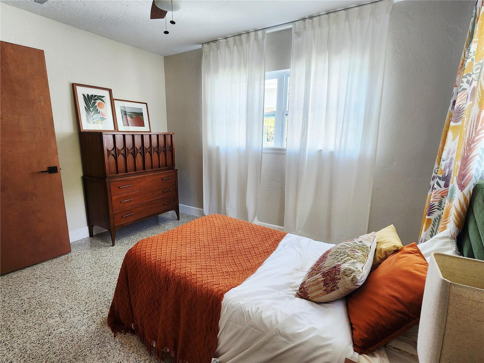 CASTLE HEIGHTS - Residential