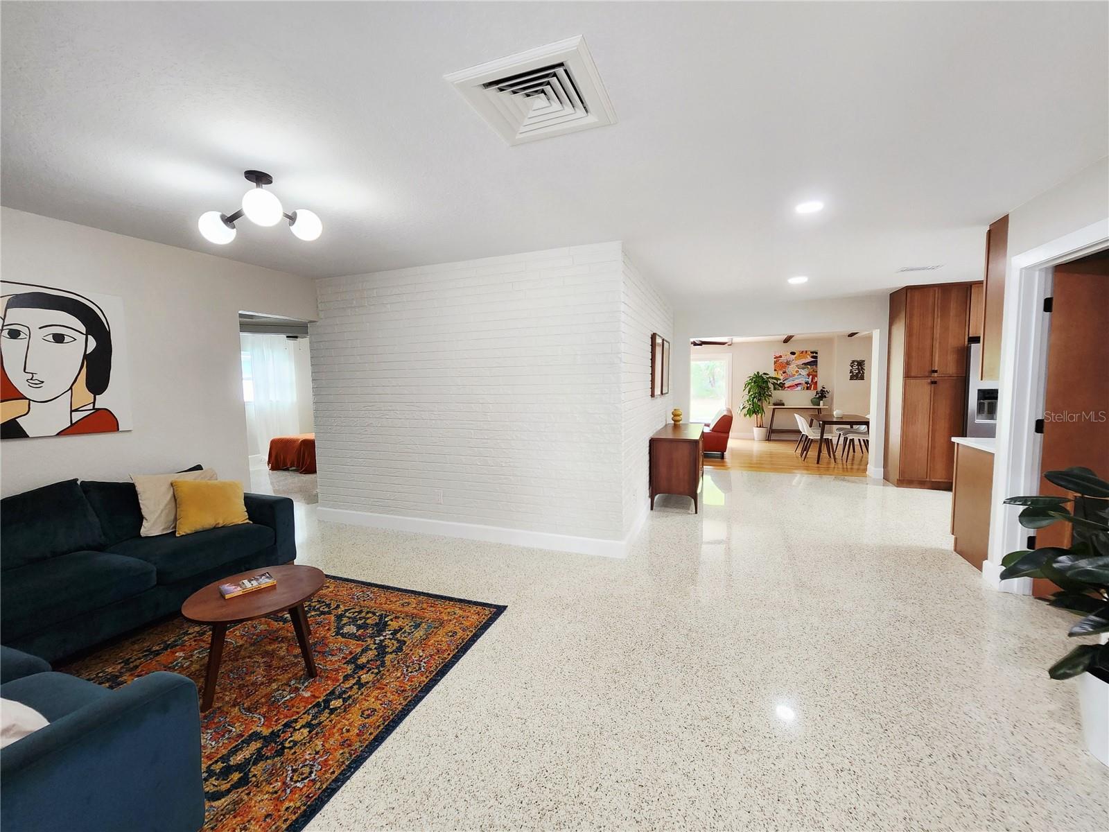 CASTLE HEIGHTS - Residential