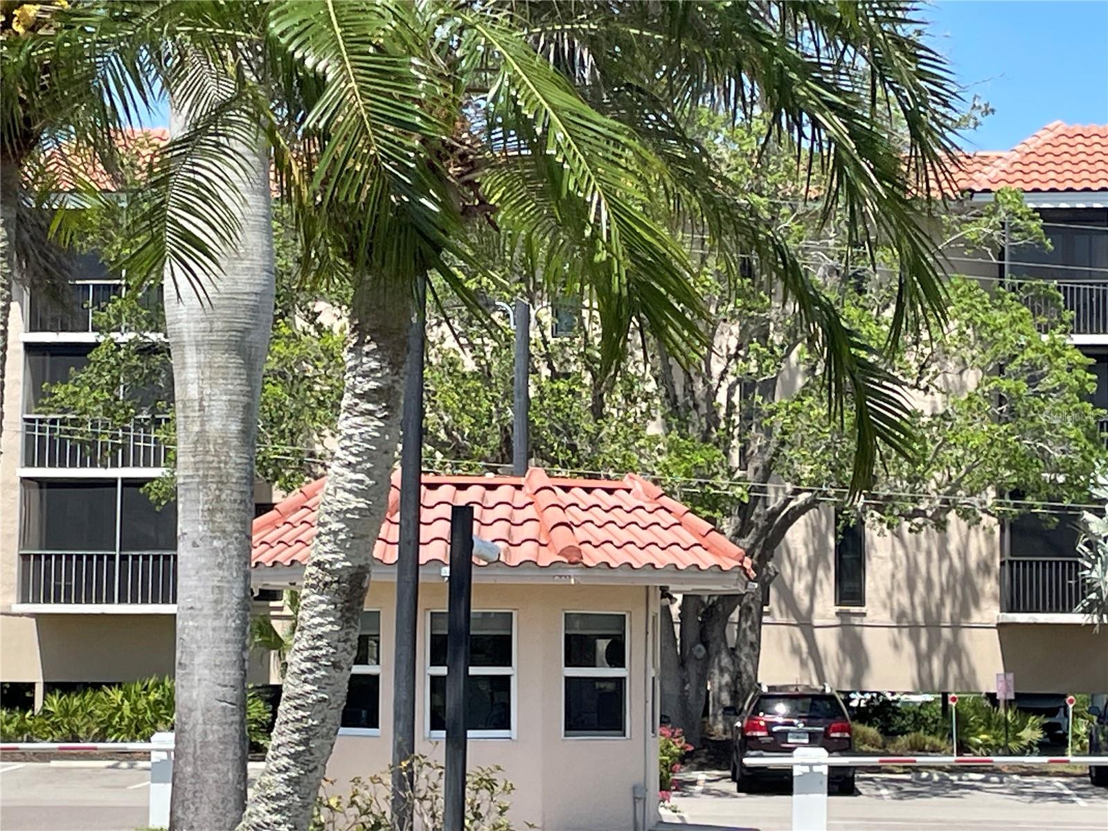 25188 MARION AVENUE F304