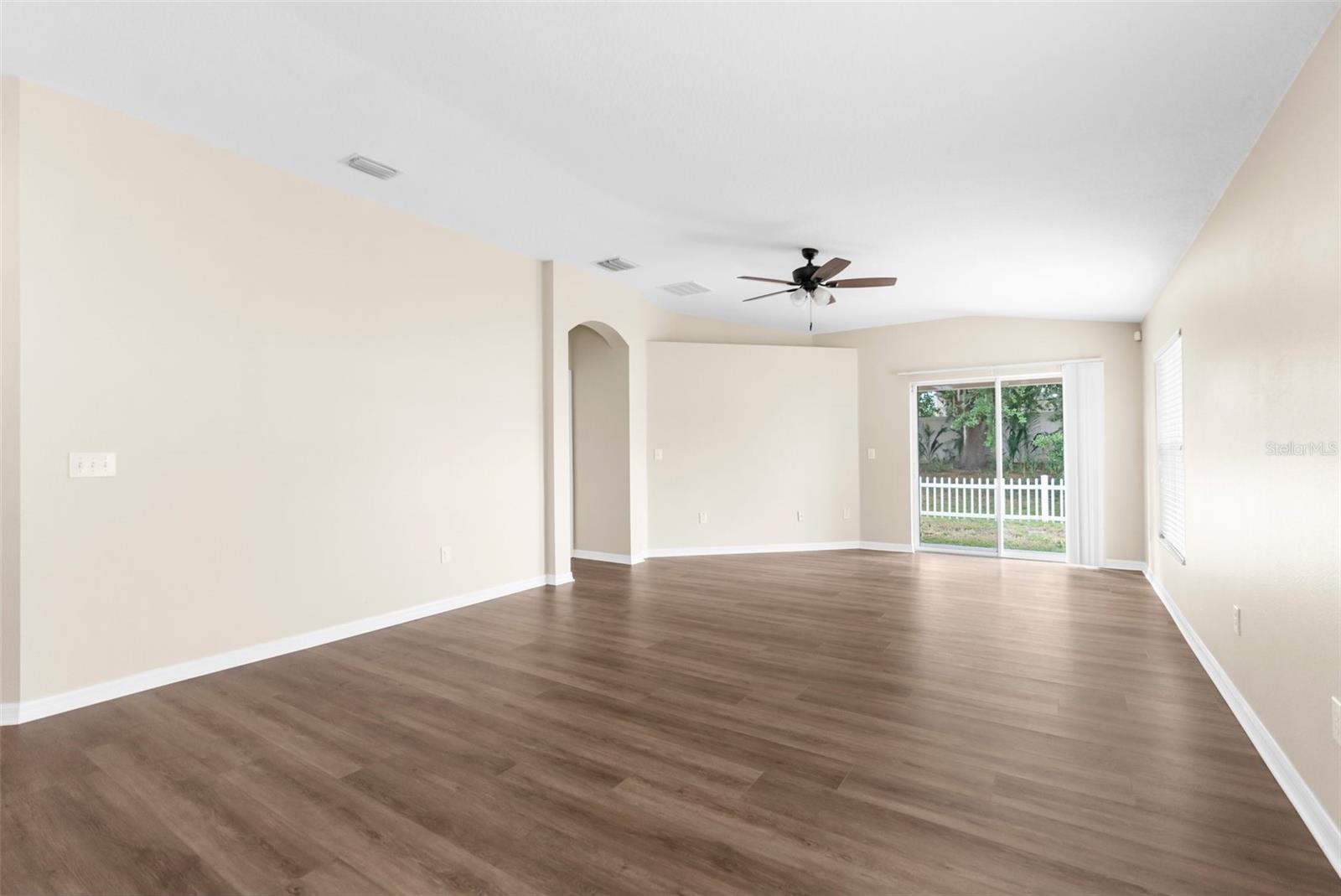 3410 THISTLEDOWN LANE