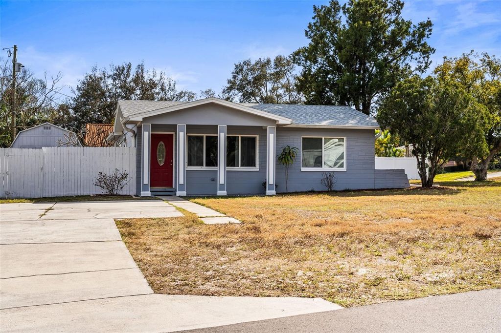 Photo of 11532 84th Avenue, Seminole, FL 33772 (MLS # TB8477959)