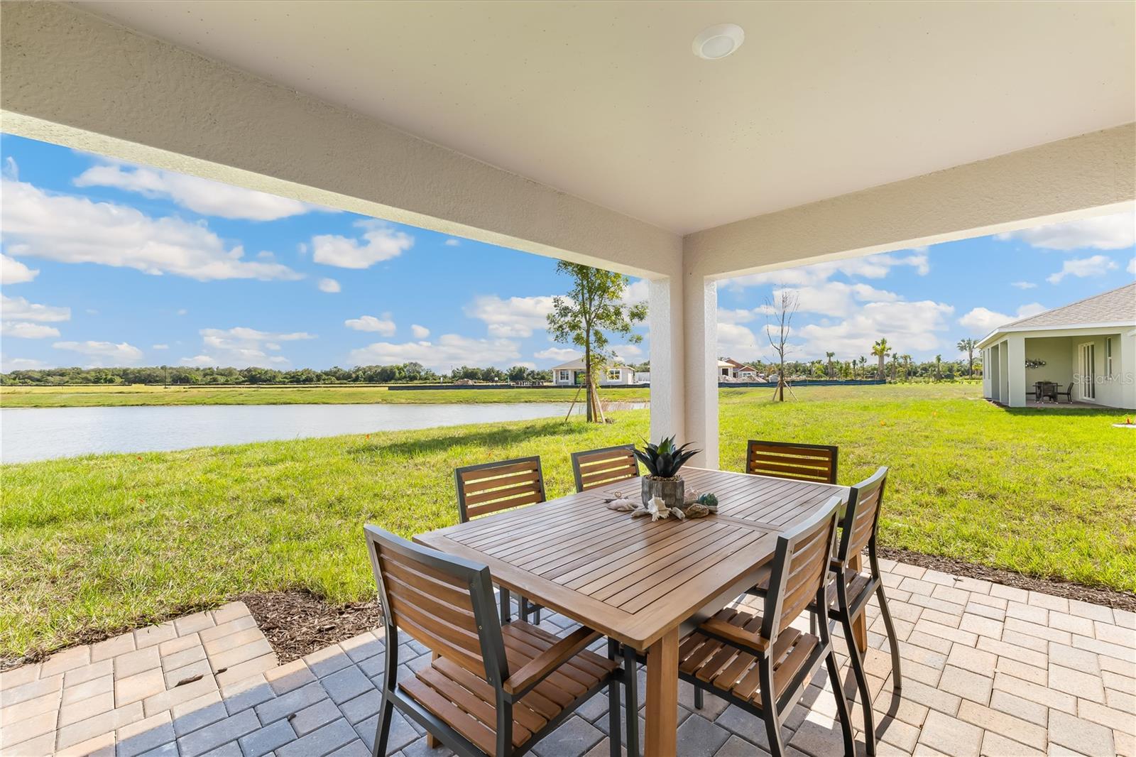 CORAL LAKES - CORAL CREEK - Residential