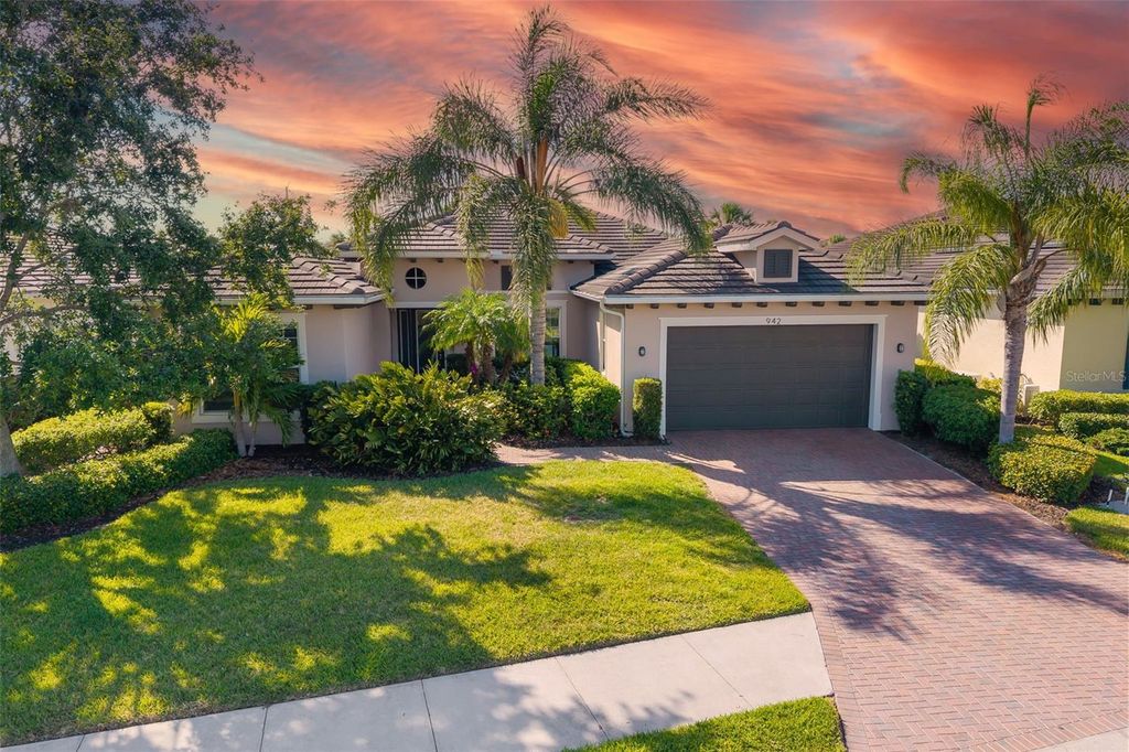 Photo of 942 Preservation Street, Bradenton, FL 34208 (MLS # A4633501)