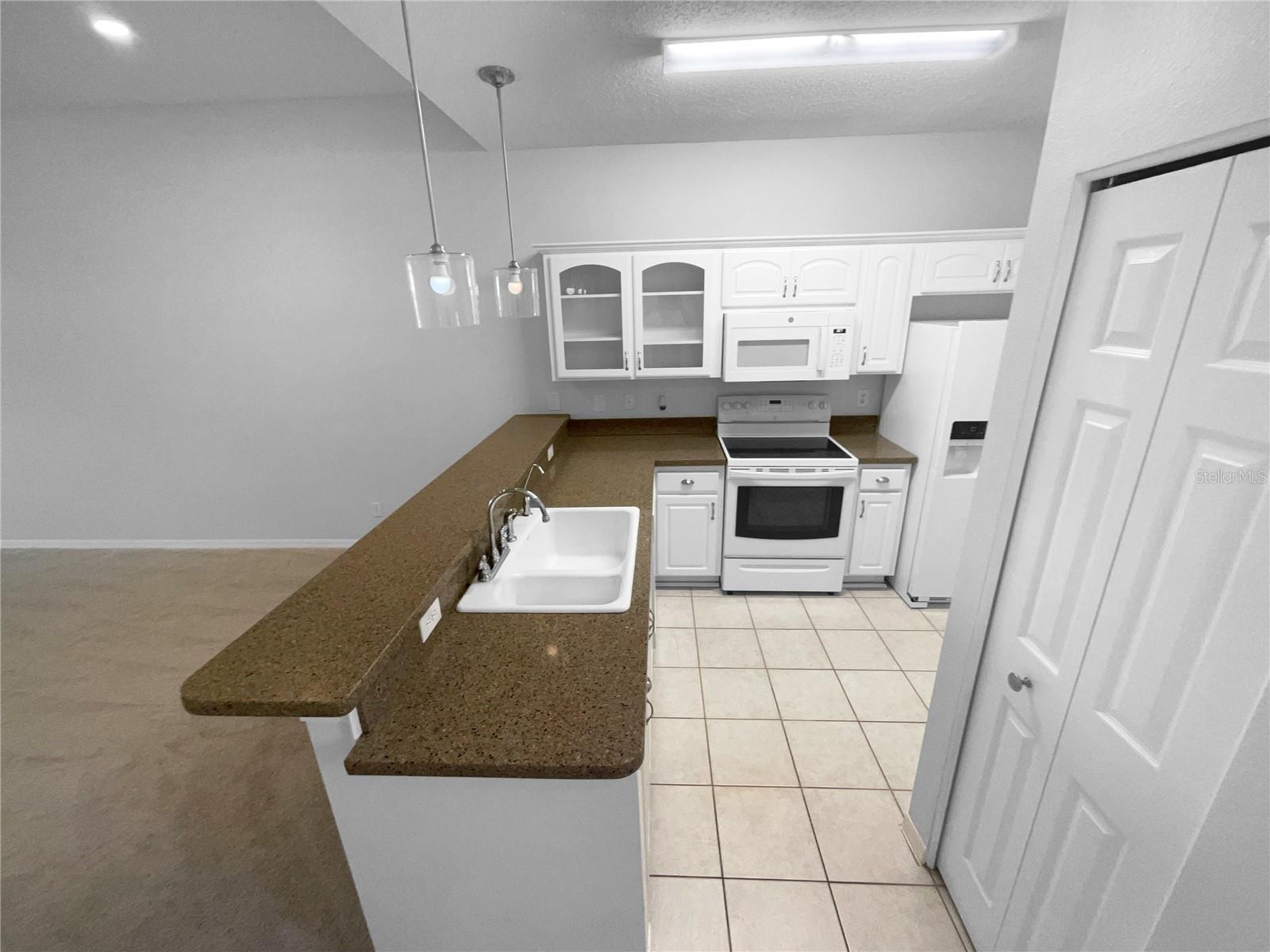 RADISON I CONDO - Residential