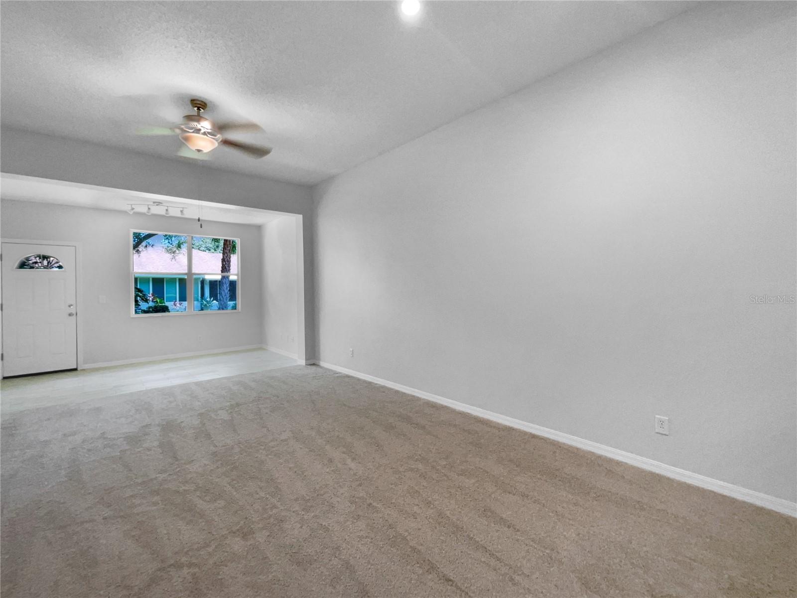 RADISON I CONDO - Residential