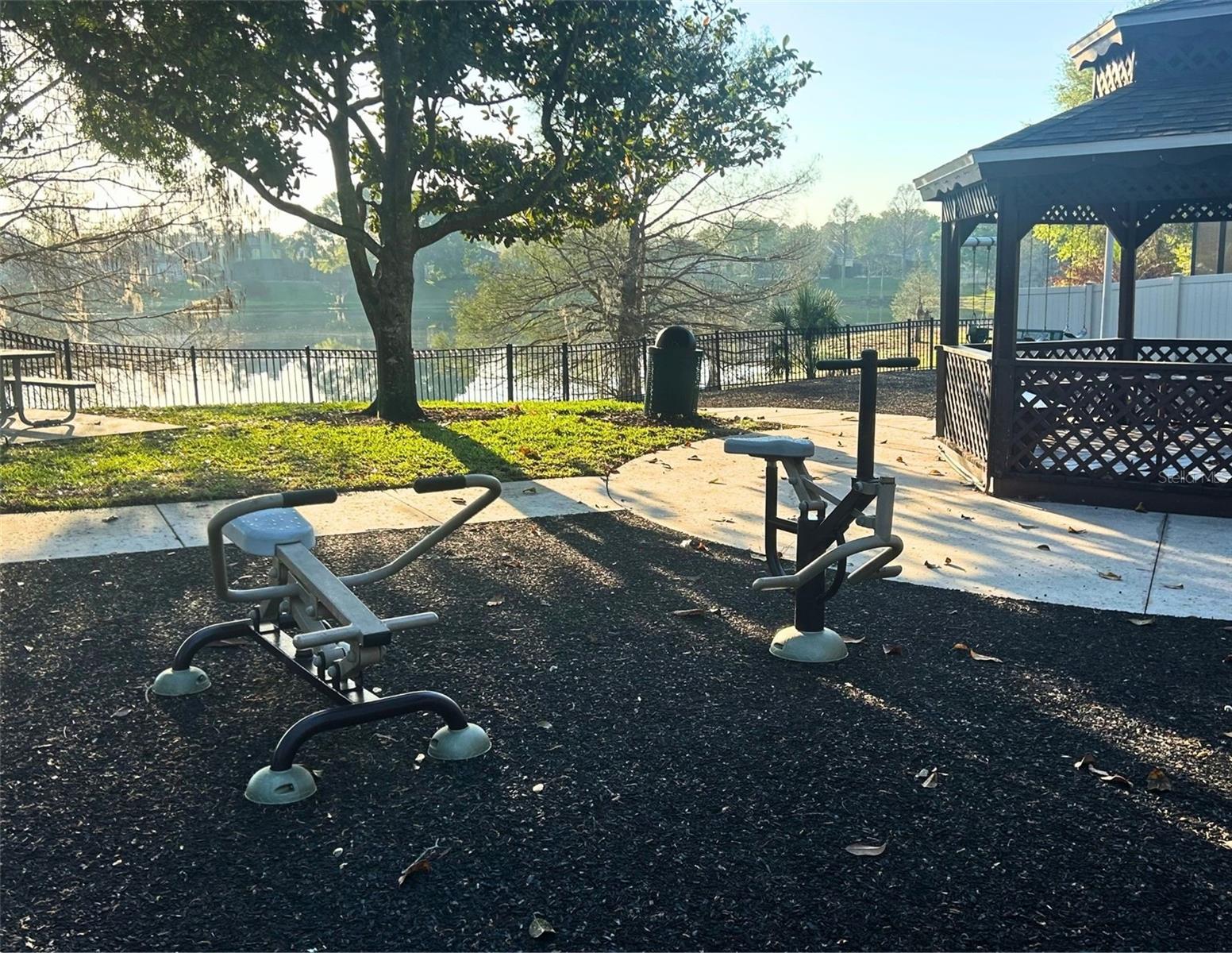 WOODBRIDGE LAKES UNIT 1 - Residential