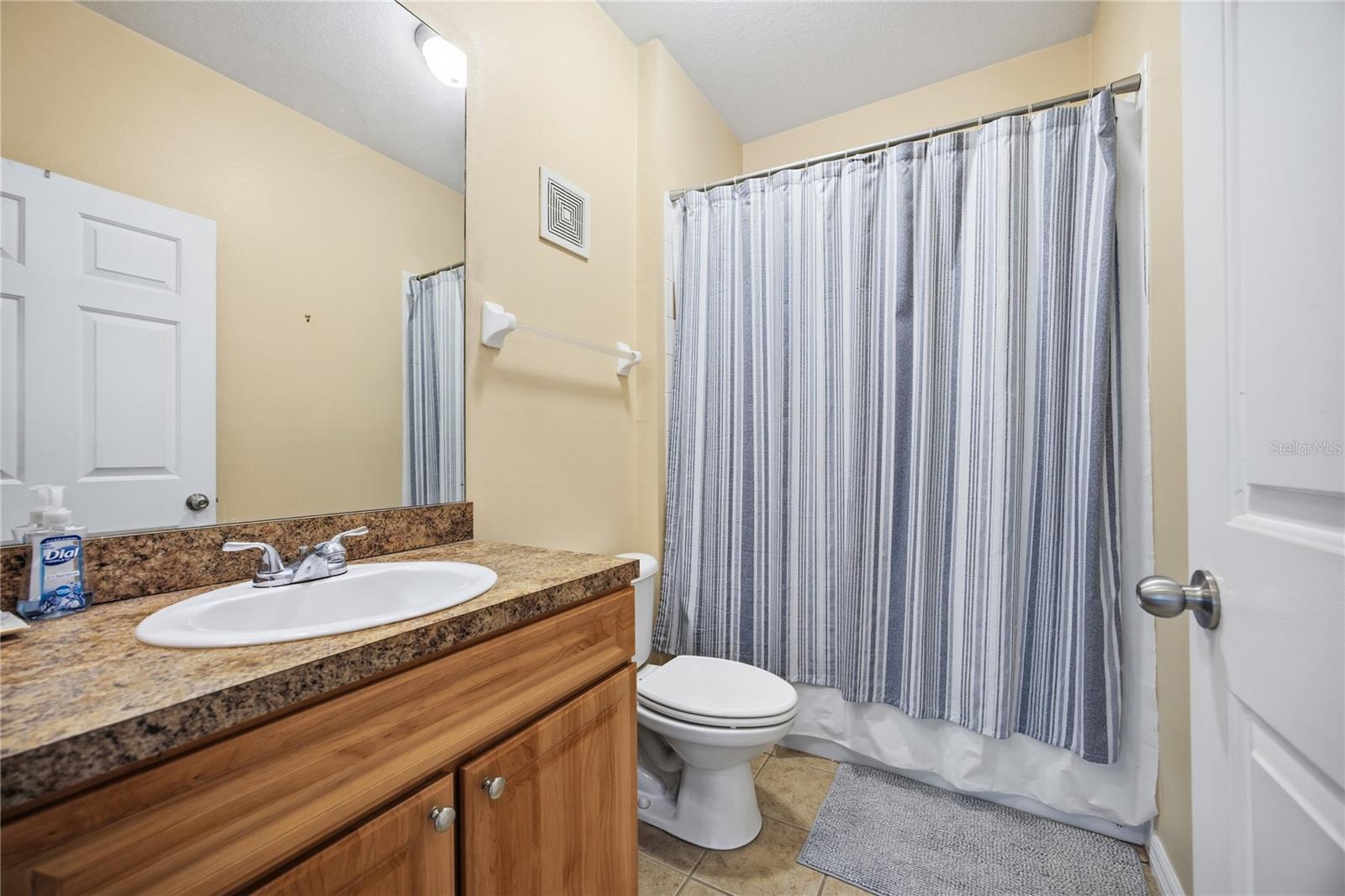 CAMPUS VIEW - Residential