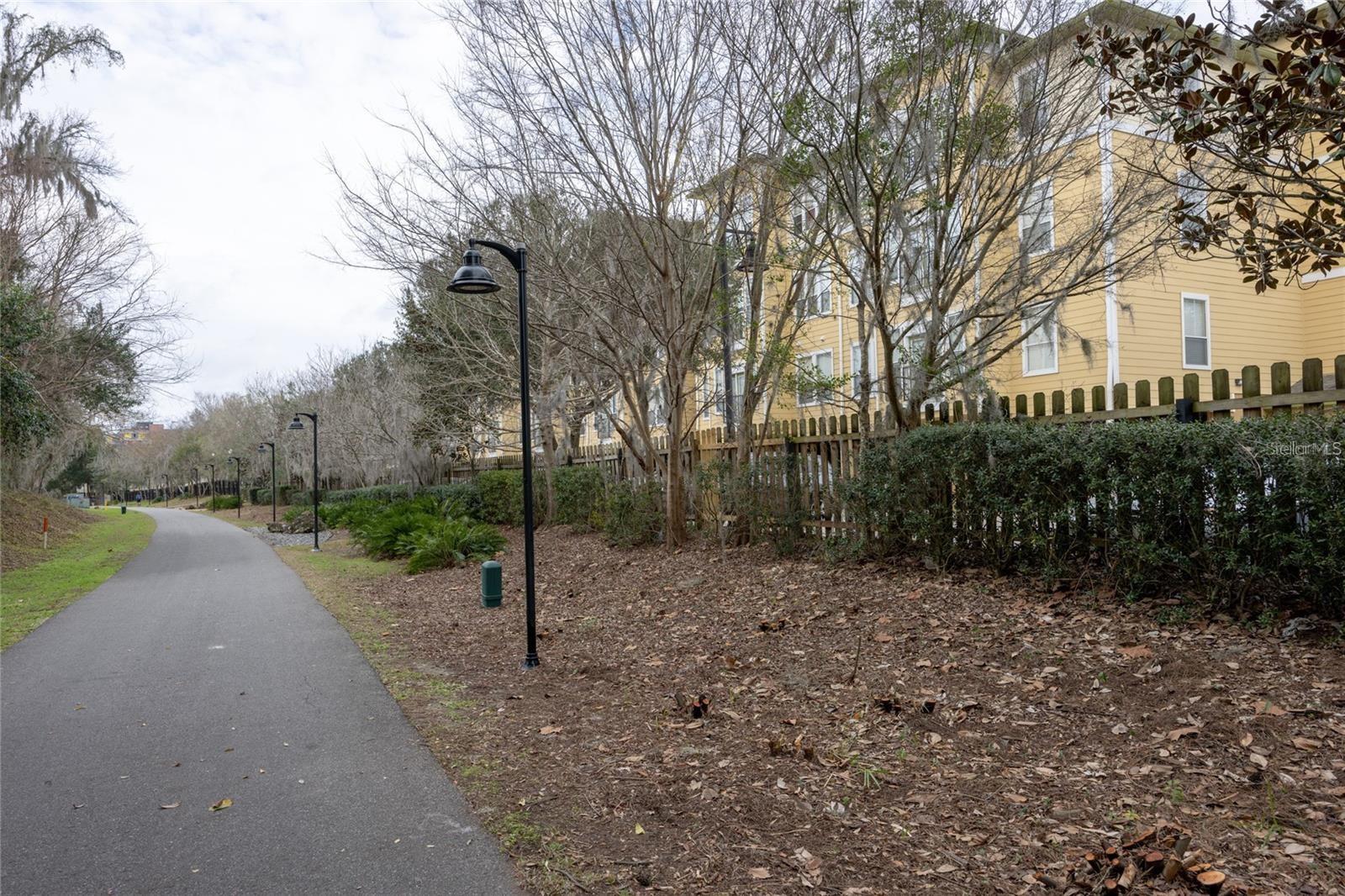 CAMPUS VIEW - Residential