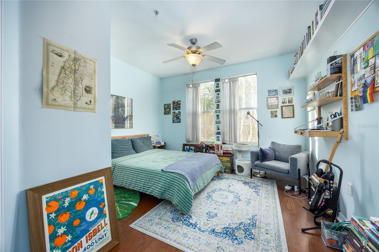 CAMPUS VIEW - Residential