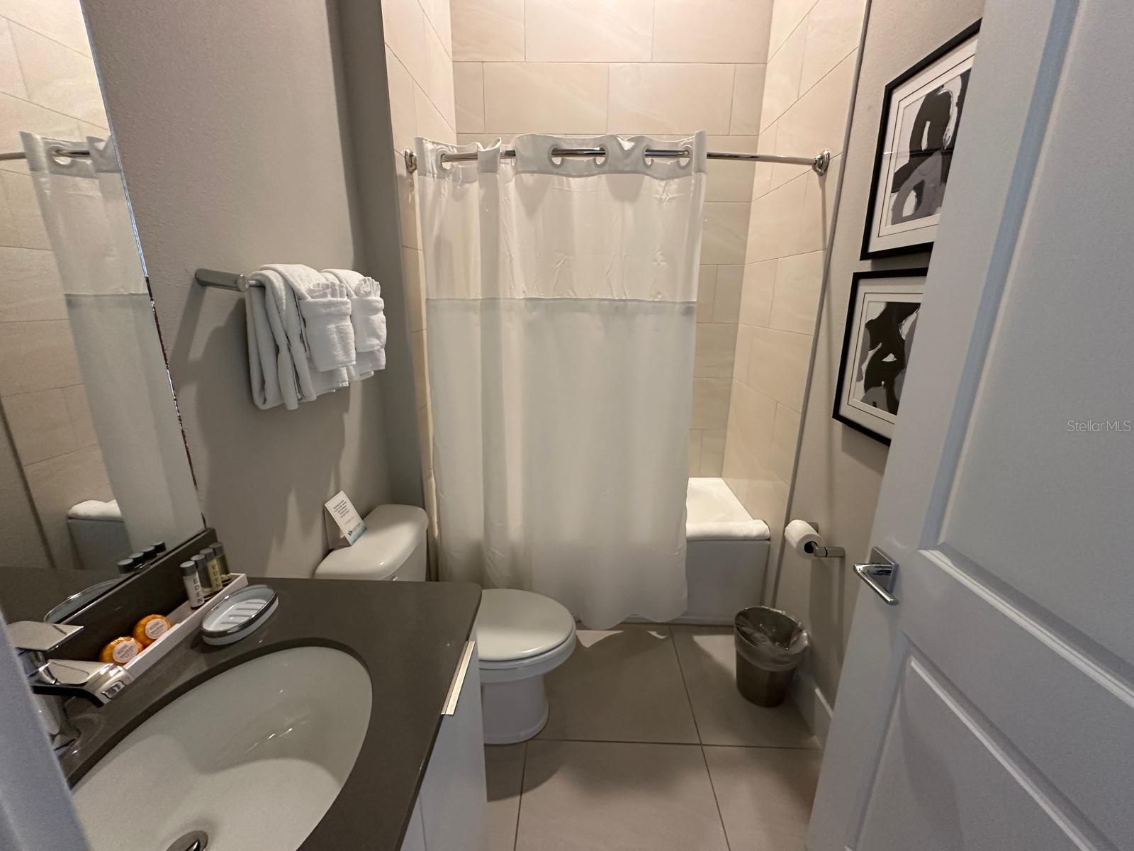 SPECTRUM AT REUNION CONDO PH 8A & 8B - Residential Lease