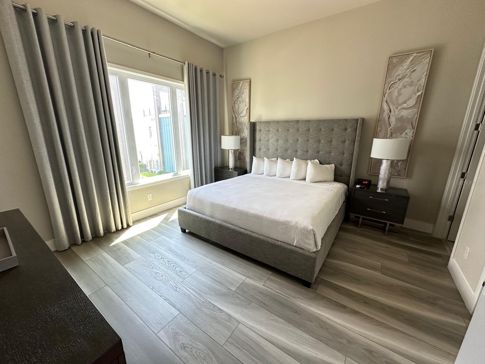 SPECTRUM AT REUNION CONDO PH 8A & 8B - Residential Lease