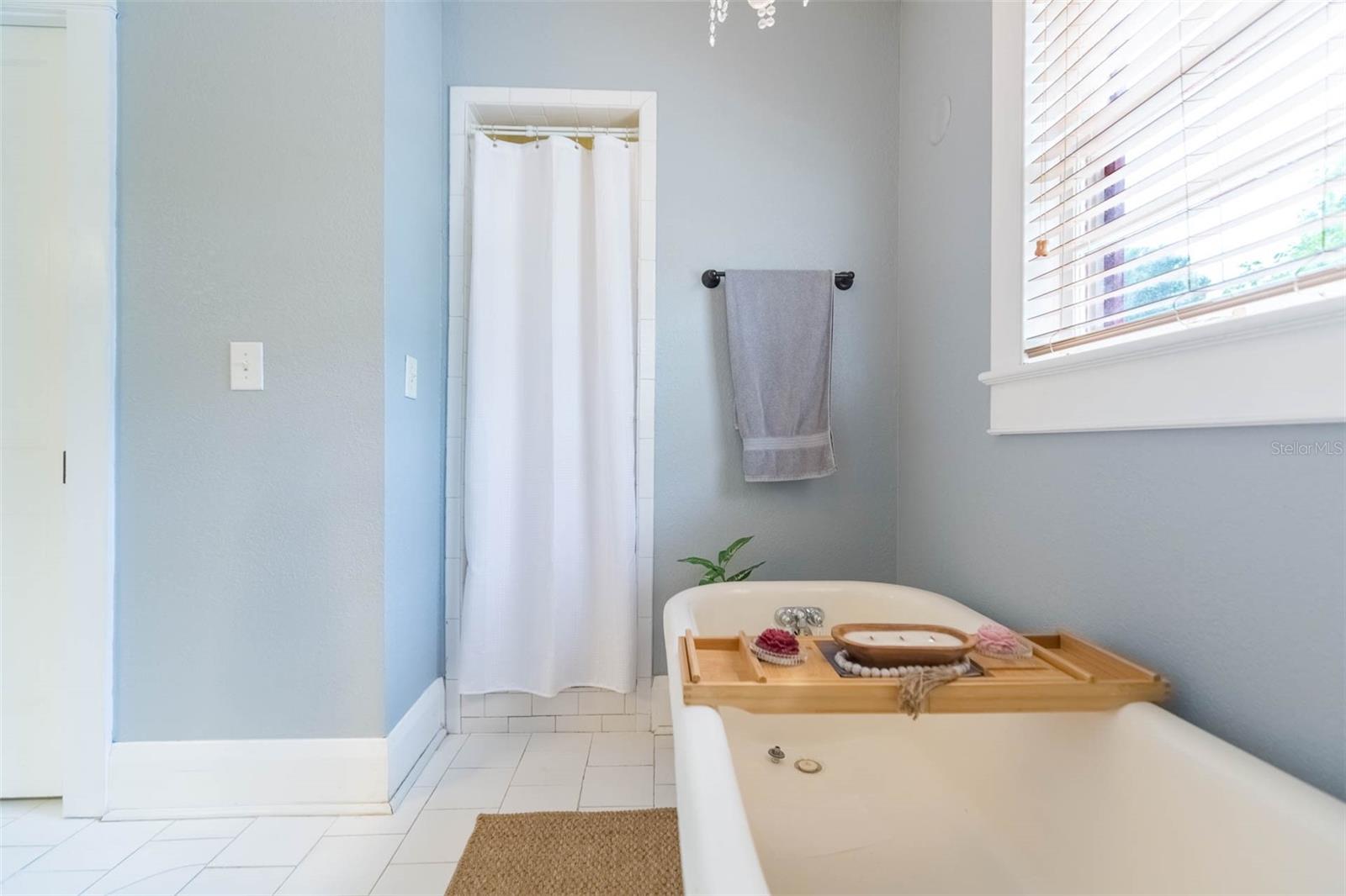 HAMPTON TERRACE - Residential