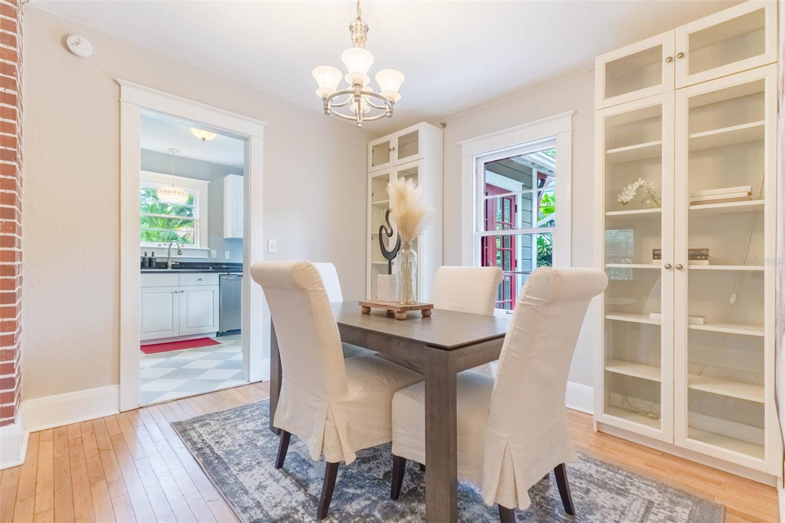 HAMPTON TERRACE - Residential