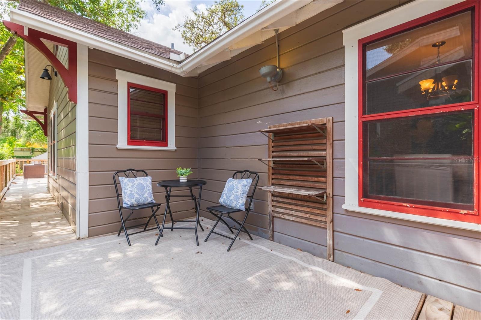 HAMPTON TERRACE - Residential