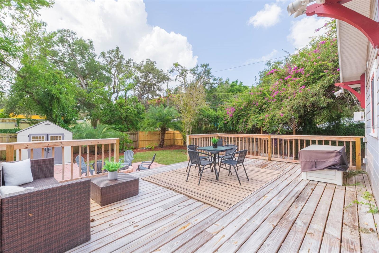 HAMPTON TERRACE - Residential