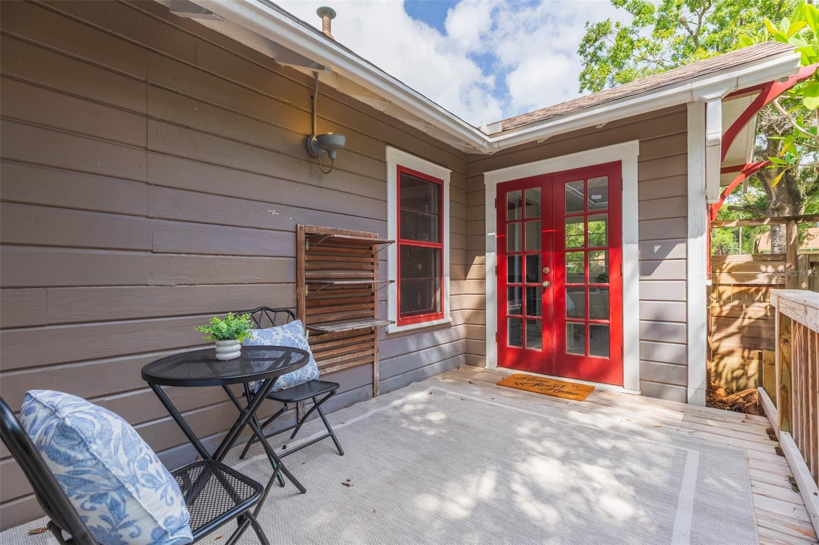 HAMPTON TERRACE - Residential