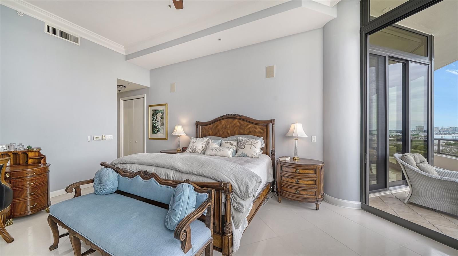 L AMBIANCE 1 - Residential