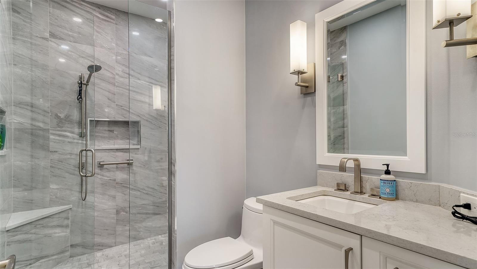 L AMBIANCE 1 - Residential