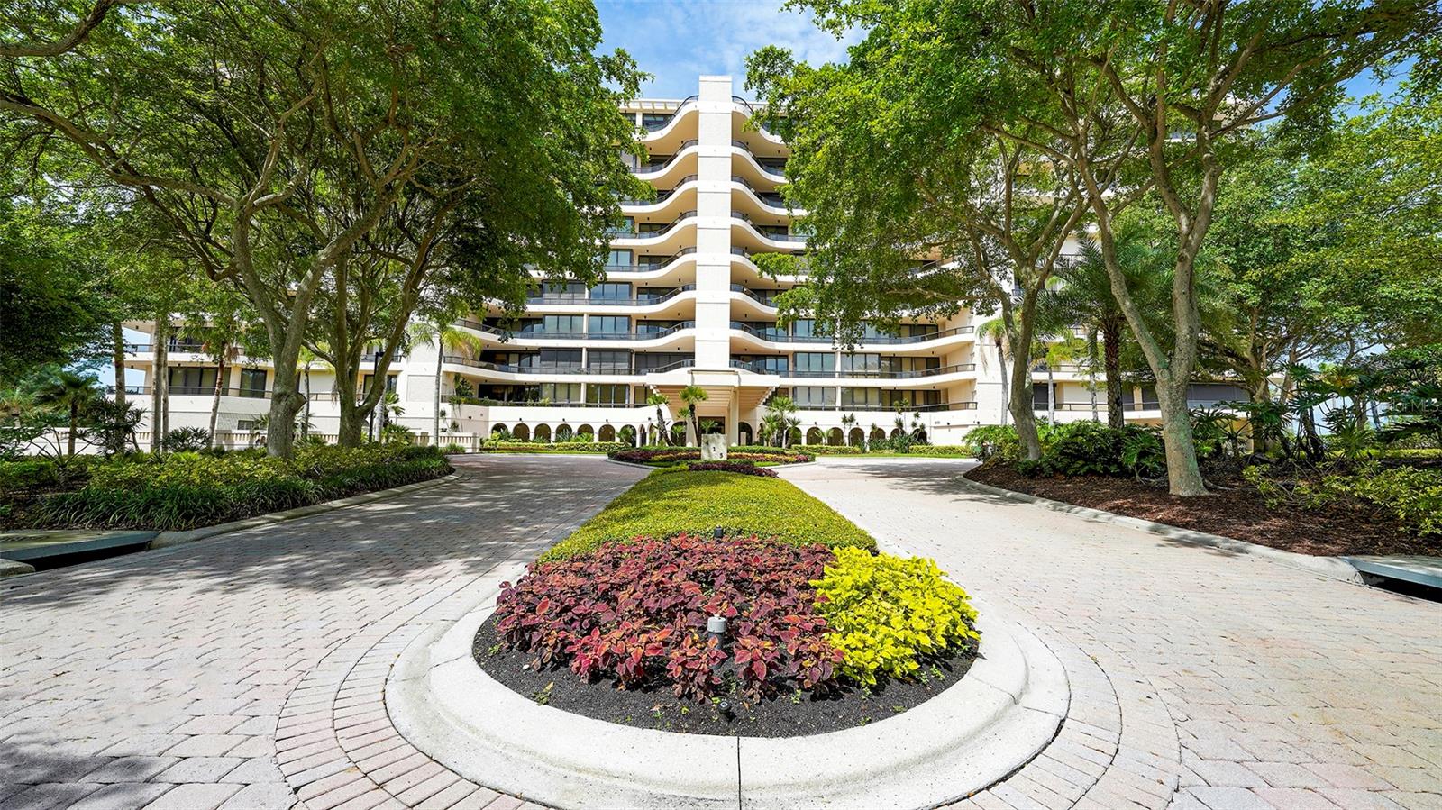 L AMBIANCE 1 - Residential