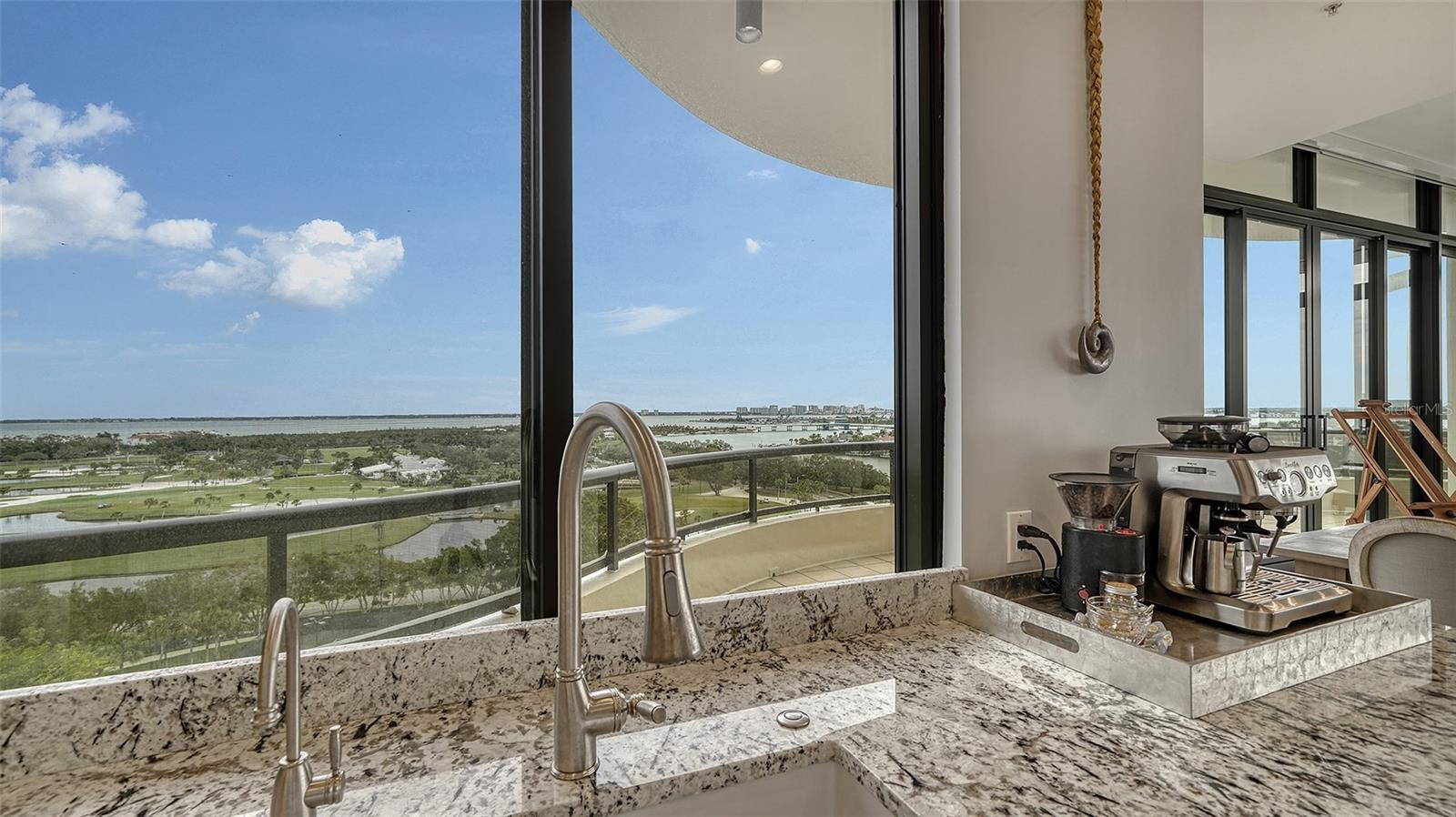 L AMBIANCE 1 - Residential