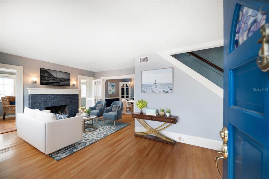 Photo of 310 N Lincoln Avenue, Clearwater, FL 33755 (MLS # TB8460431)