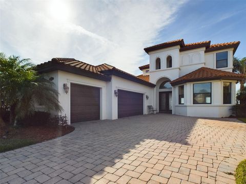 A home in AUBURNDALE