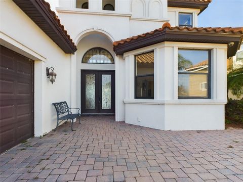 A home in AUBURNDALE