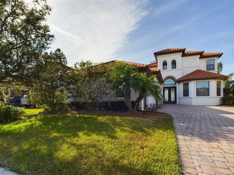 A home in AUBURNDALE