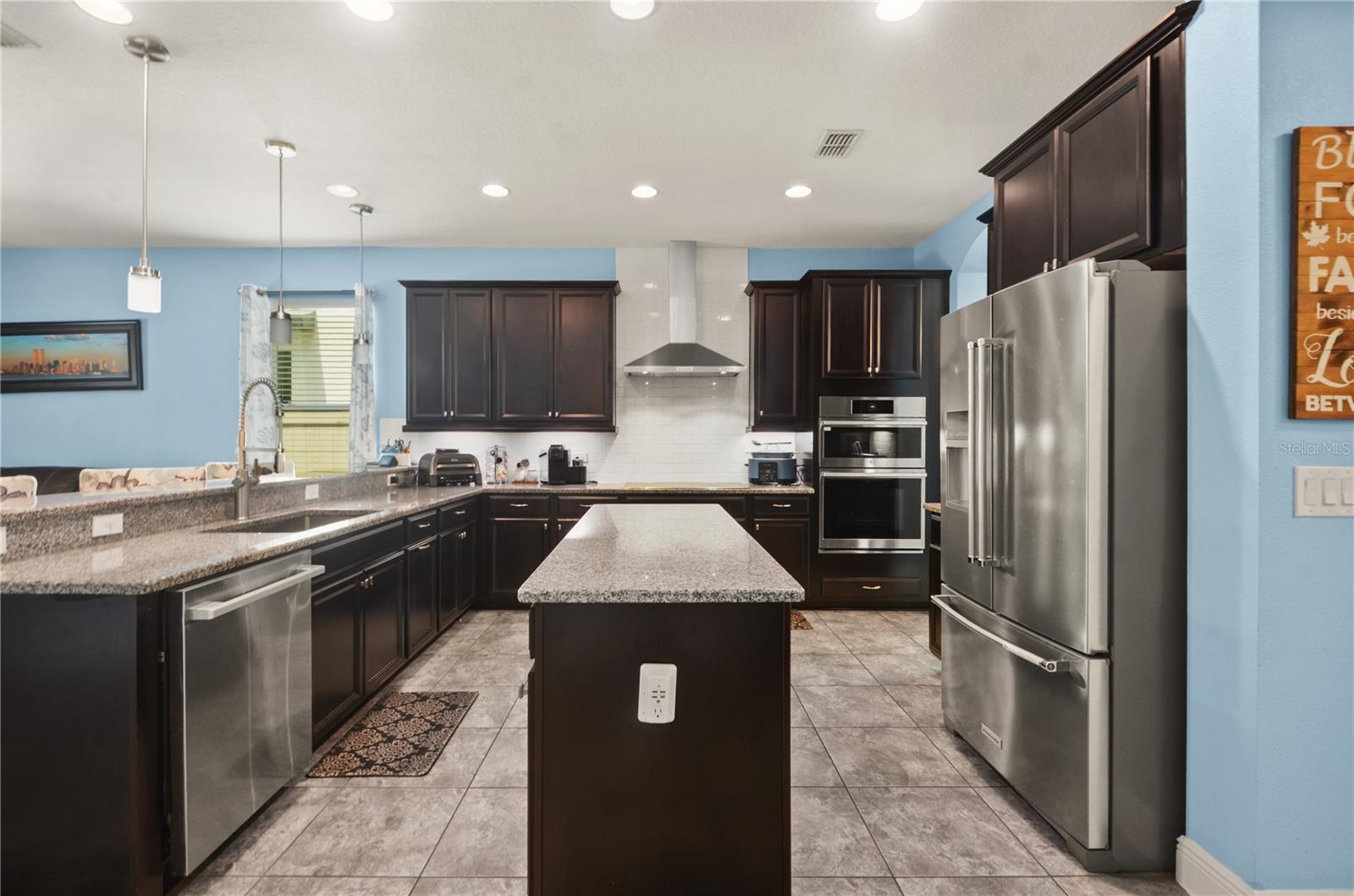 NOVA GROVE - Residential