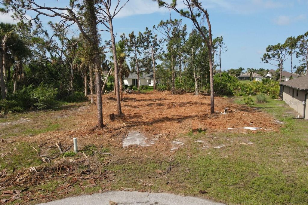 Photo of 147 Jade Street, Rotonda West, FL 33947 (MLS # D6122931)