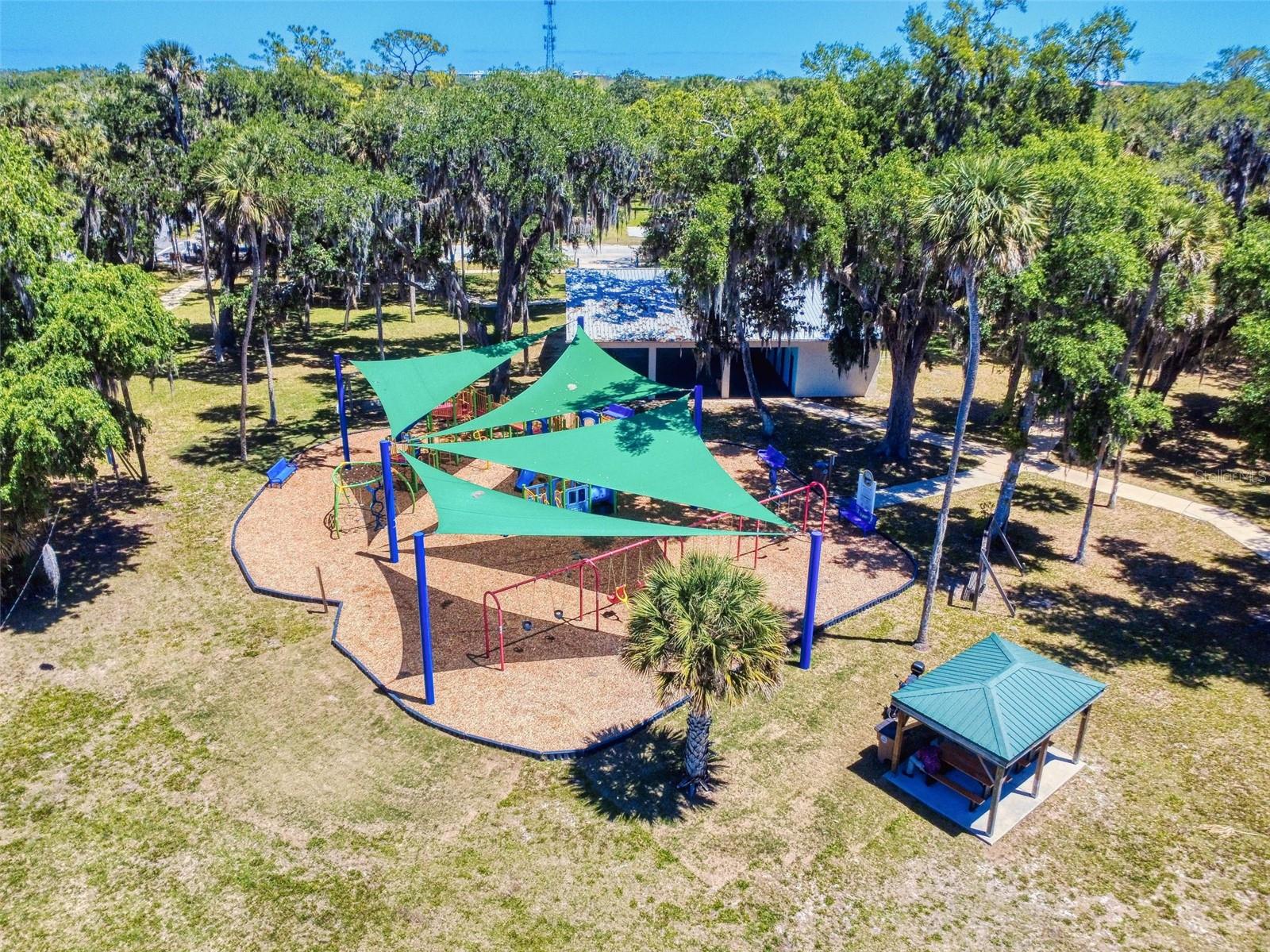 SAMS IN LEWIS HOMESTEAD - Residential