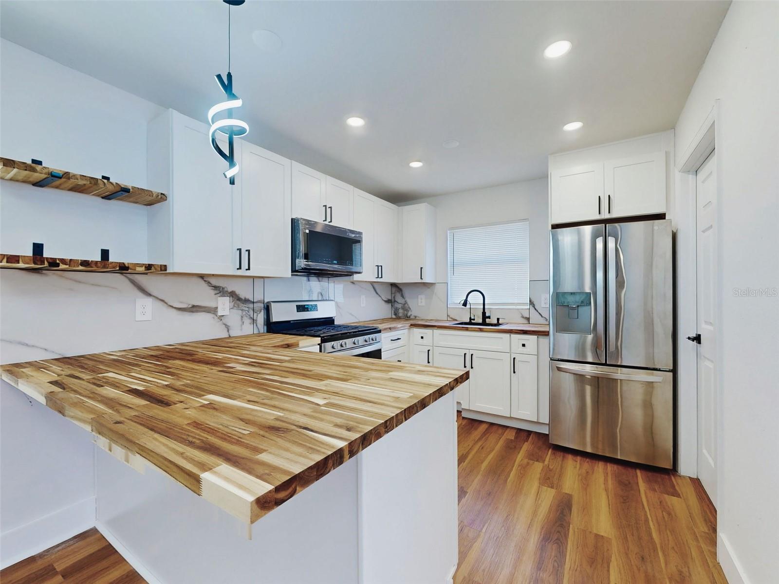 SAMS IN LEWIS HOMESTEAD - Residential