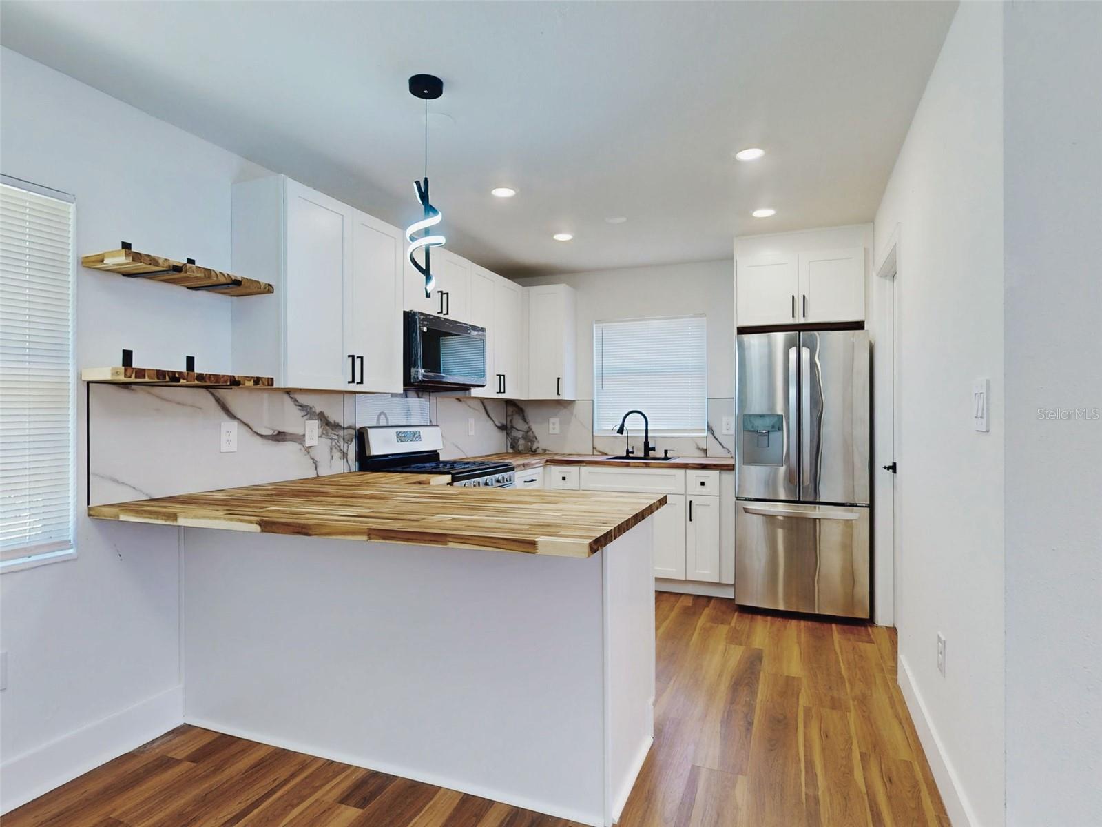 SAMS IN LEWIS HOMESTEAD - Residential