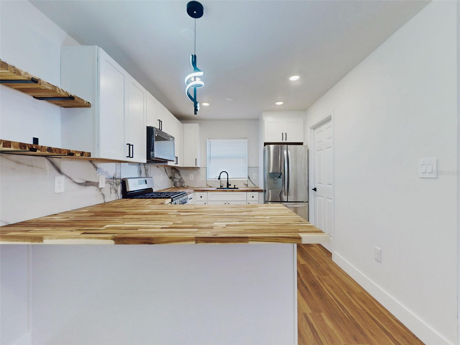 SAMS IN LEWIS HOMESTEAD - Residential