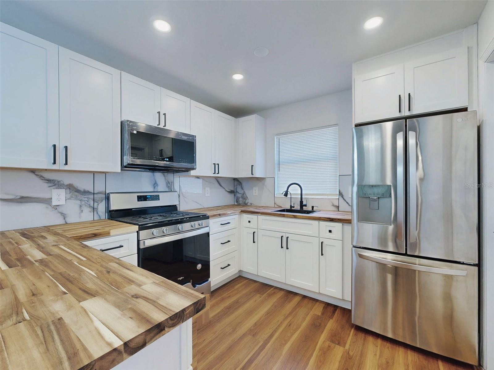 SAMS IN LEWIS HOMESTEAD - Residential