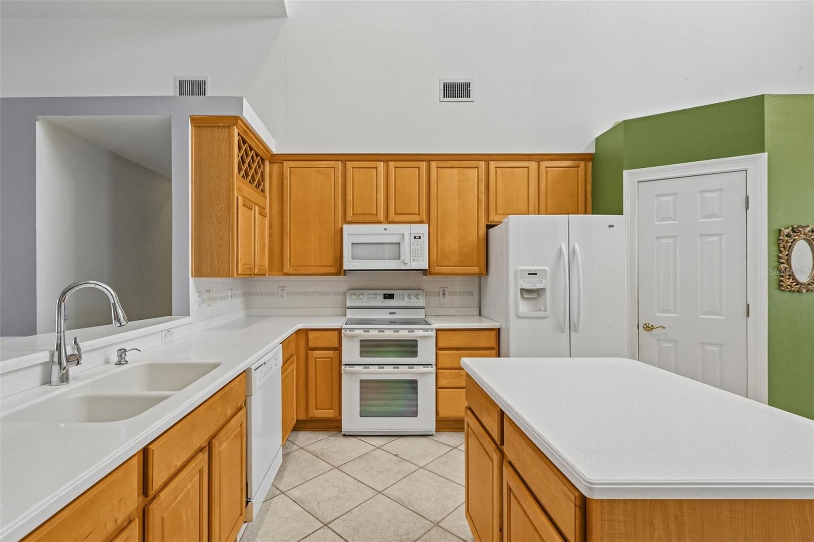 ARBOR LAKES PH 3B - Residential