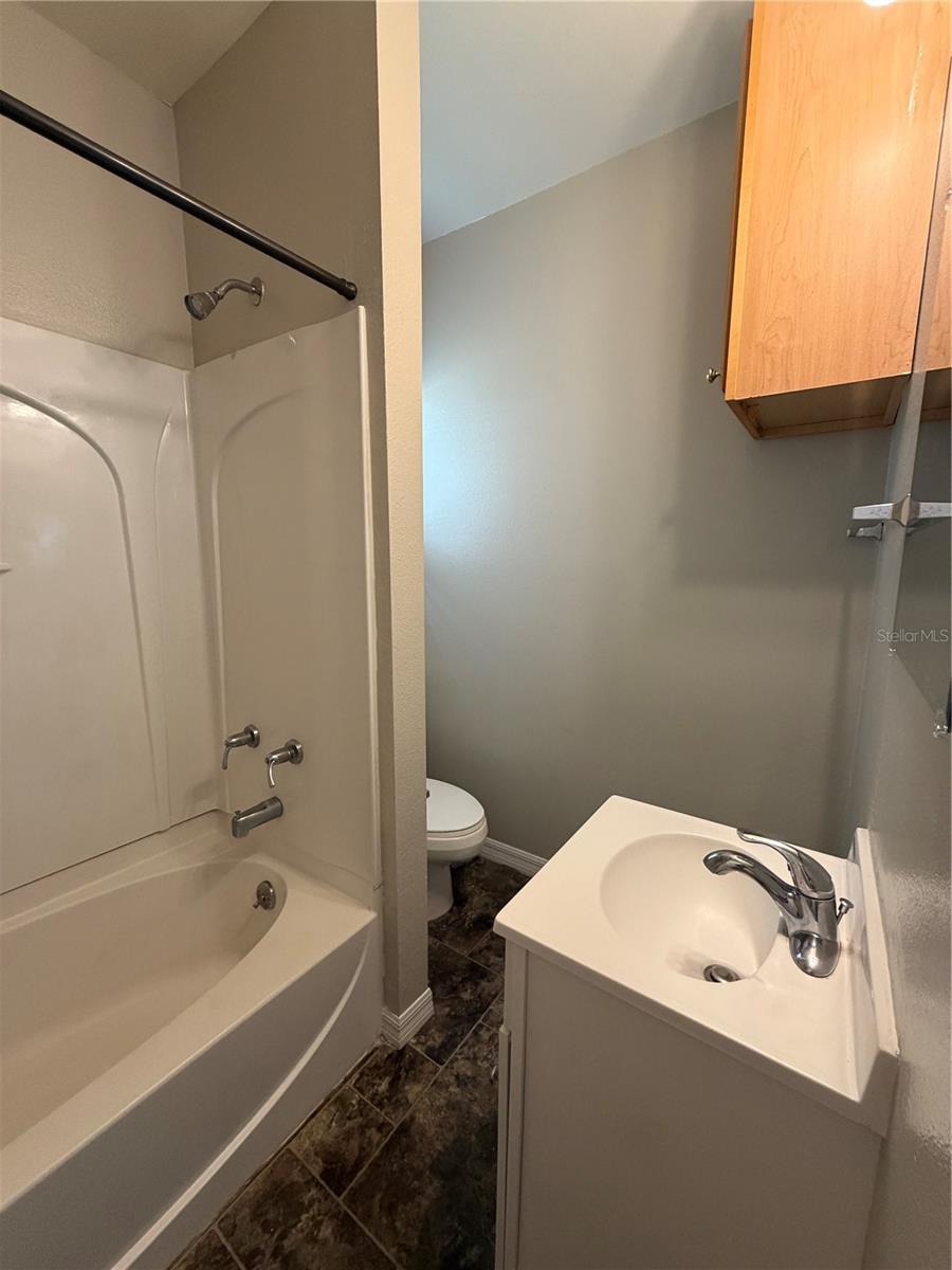 EUSTIS REAUME PARK - Residential Lease