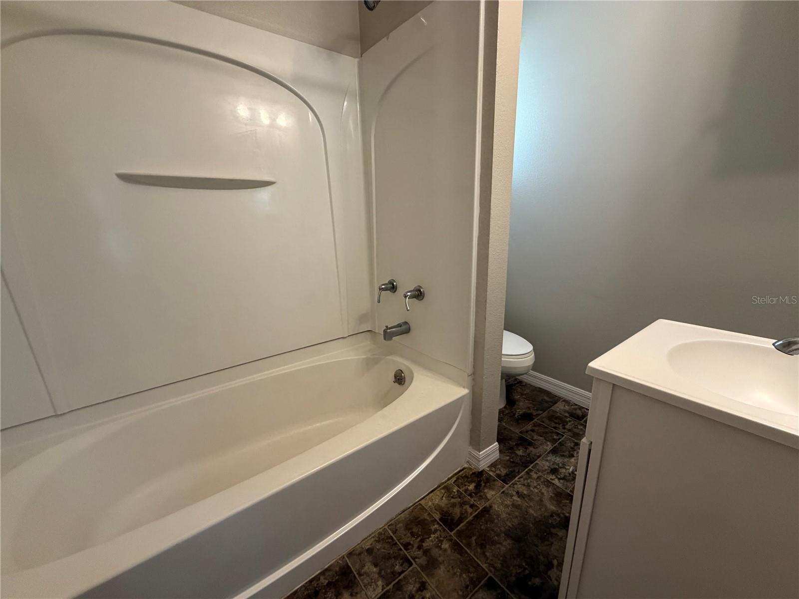 EUSTIS REAUME PARK - Residential Lease