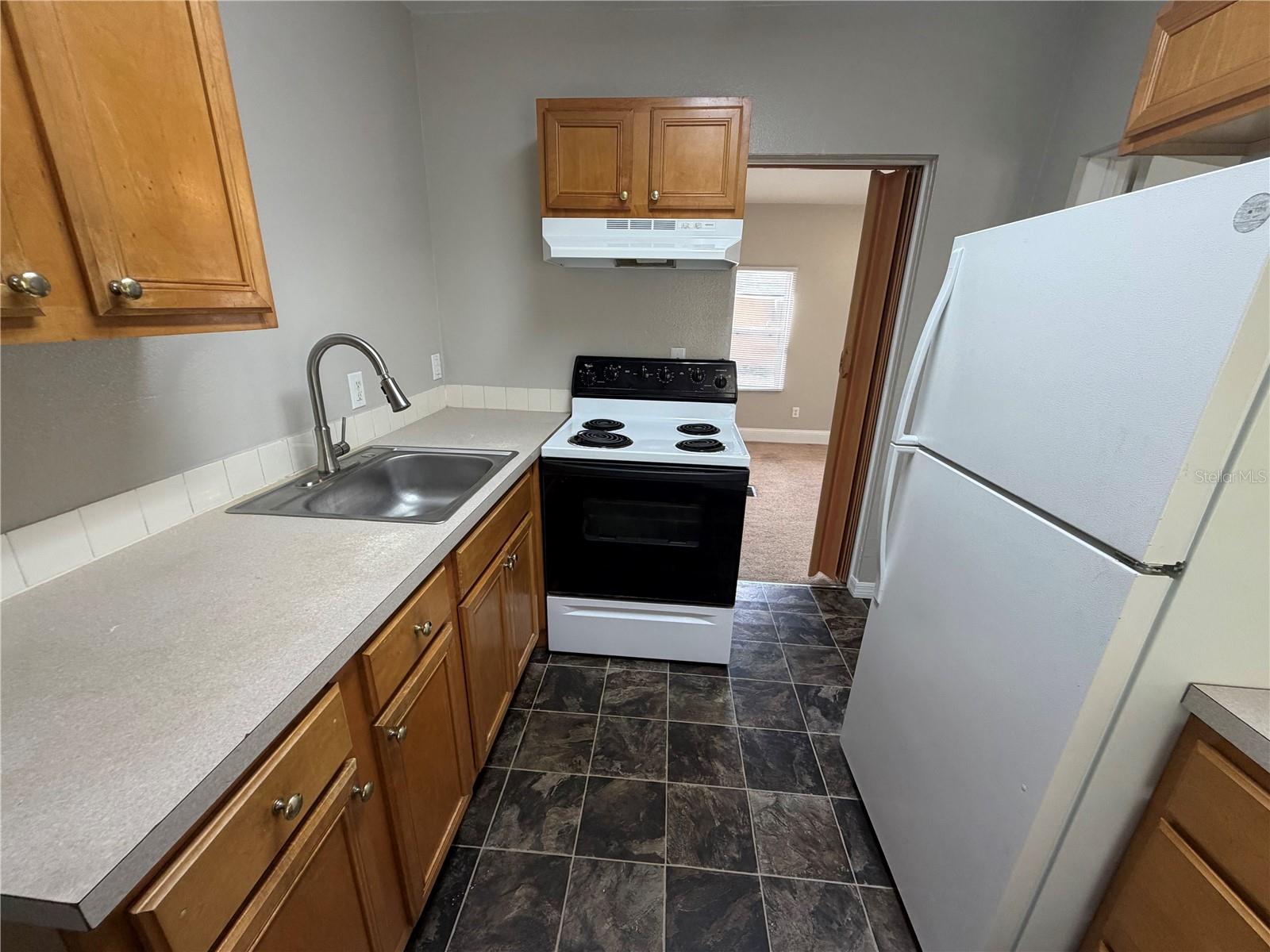 EUSTIS REAUME PARK - Residential Lease