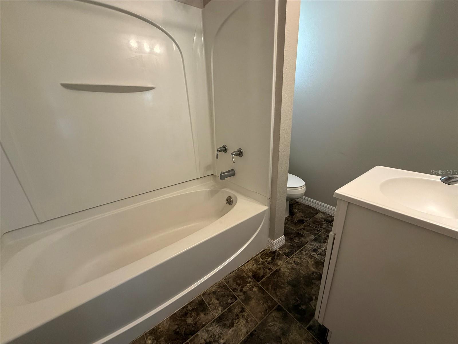 EUSTIS REAUME PARK - Residential Lease