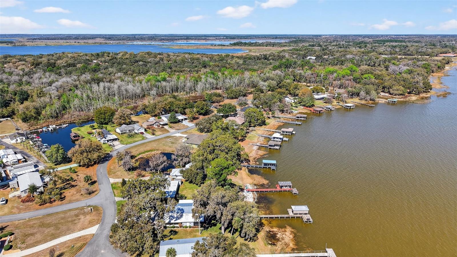 KINGS PENINSULA - Residential